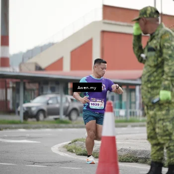 Runner Photo 8327705