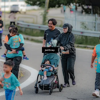 Runner Photo 8327711