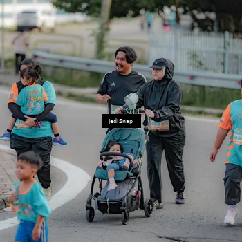 Runner Photo 8327720