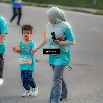 Runner Photo 8327721