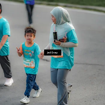 Runner Photo 8327735