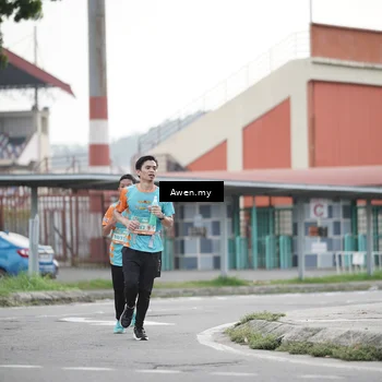 Runner Photo 8327746