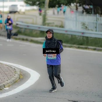 Runner Photo 8327759