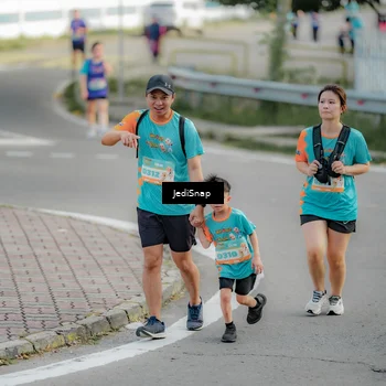 Runner Photo 8327802