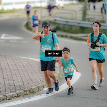Runner Photo 8327819