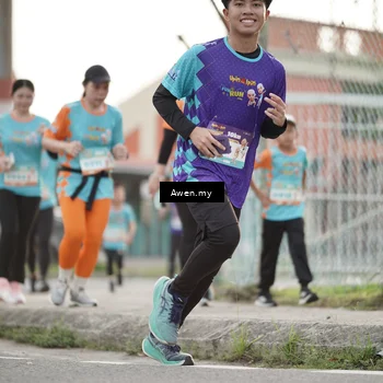 Runner Photo 8327860