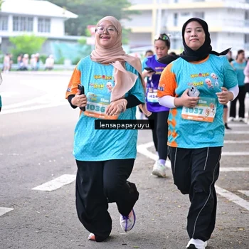 Runner Photo 8327907