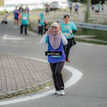Runner Photo 8327970