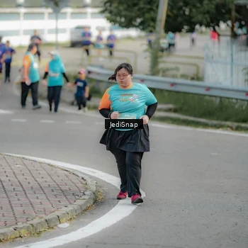 Runner Photo 8327998