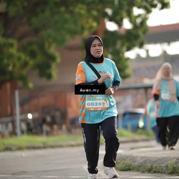 Runner Photo 8328025