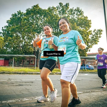 Runner Photo 8328032