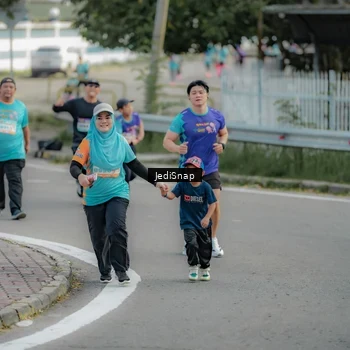 Runner Photo 8328054