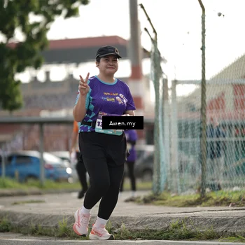 Runner Photo 8328055