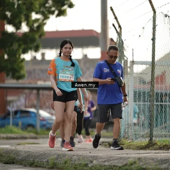 Runner Photo 8328083