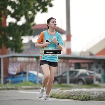 Runner Photo 8328099