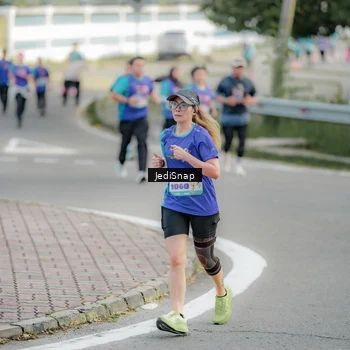Runner Photo 8328116
