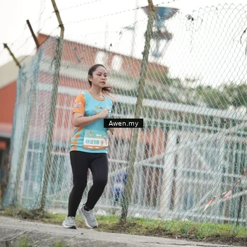 Runner Photo 8328118