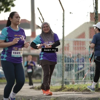 Runner Photo 8328119