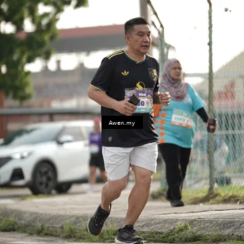 Runner Photo 8328197