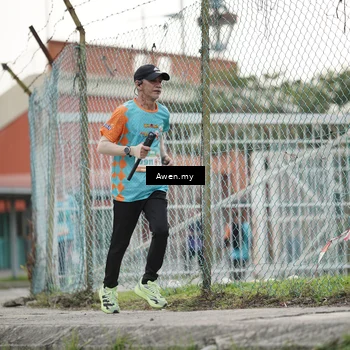Runner Photo 8328201