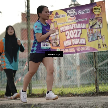 Runner Photo 8328208
