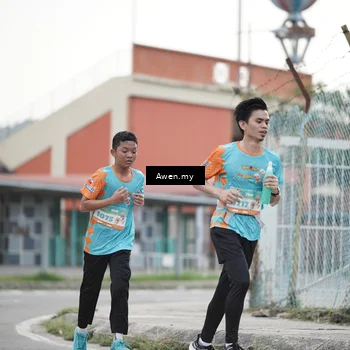 Runner Photo 8328253