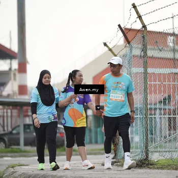 Runner Photo 8328298
