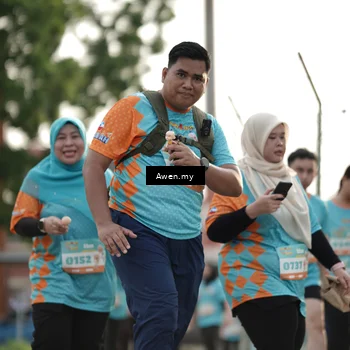 Runner Photo 8328312