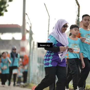 Runner Photo 8328318