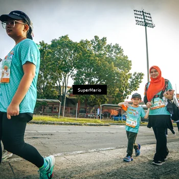 Runner Photo 8328329