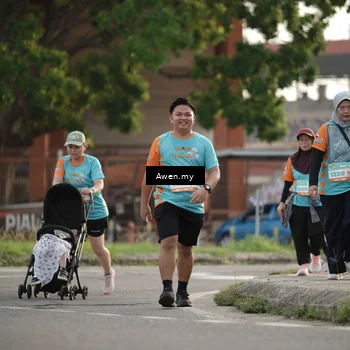 Runner Photo 8328345
