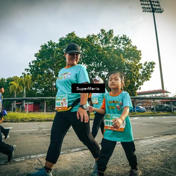 Runner Photo 8328351