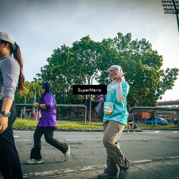 Runner Photo 8328366