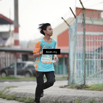 Runner Photo 8328367