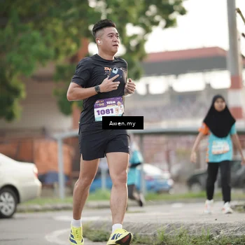 Runner Photo 8328381