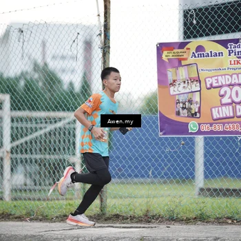 Runner Photo 8328384