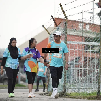 Runner Photo 8328411