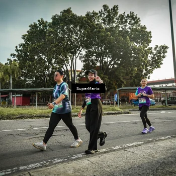 Runner Photo 8328415