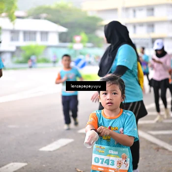Runner Photo 8328426