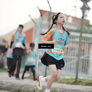 Runner Photo 8328445