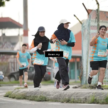 Runner Photo 8328451