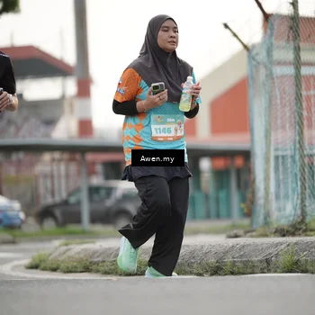 Runner Photo 8328476