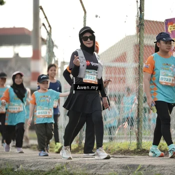 Runner Photo 8328544