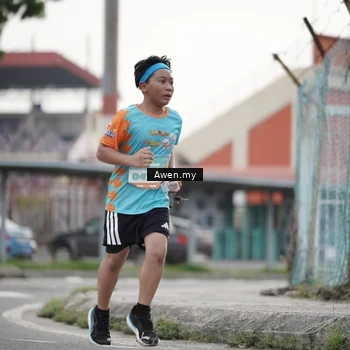 Runner Photo 8328570