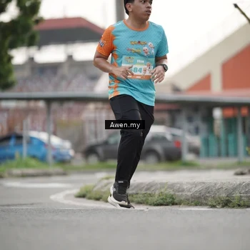Runner Photo 8328592