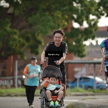 Runner Photo 8328661
