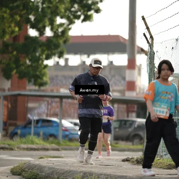 Runner Photo 8328665