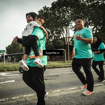 Runner Photo 8328666