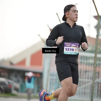 Runner Photo 8328678
