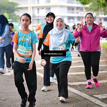 Runner Photo 8328692